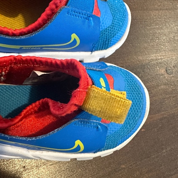 Nike Toddler Baby Flex Runner Blue Yellow Red Pull On Running Shoe Size 5C - Picture 7 of 9